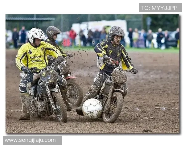 足球明星驾驶摩托车挑战极限速度勇敢驾驶背后的故事 足球明星驾驶摩托车挑战极限速度勇敢驾驶背后的故事
